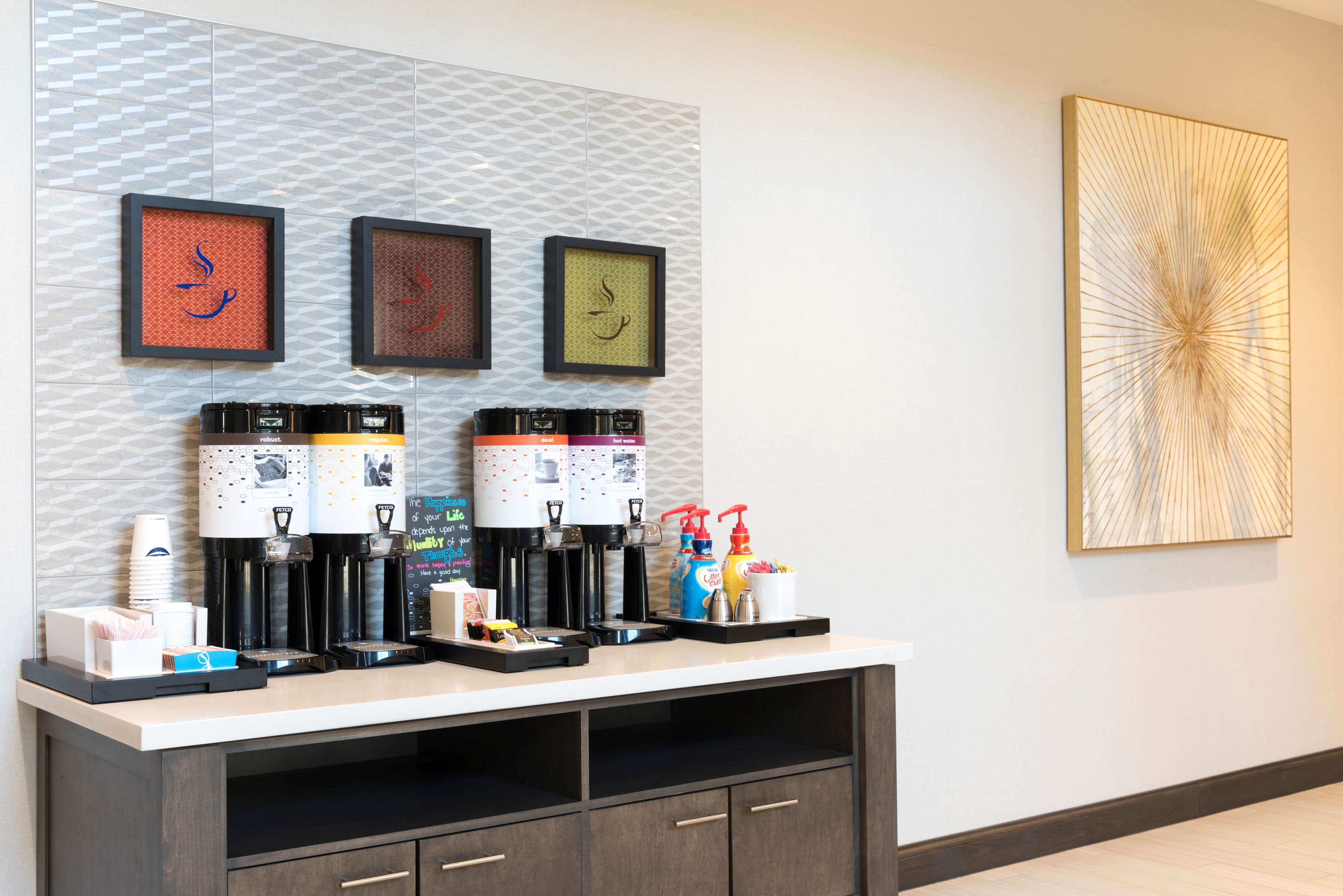 Hampton Inn & Suites Indianapolis-Keystone, 8980 River Crossing ...