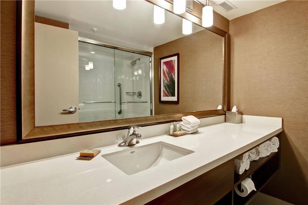 Images DoubleTree by Hilton Hotel West Edmonton