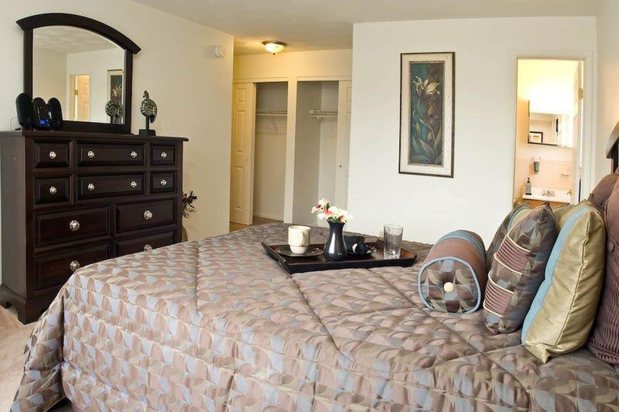 Images Winton Village Apartments