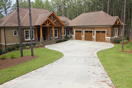 Custom homes builders serving Milledgeville, Lake Oconee, Eatonton, Greensboro GA.