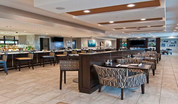 Images Holiday Inn Austin Airport by IHG