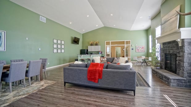 Images Oquirrh Hills Apartments