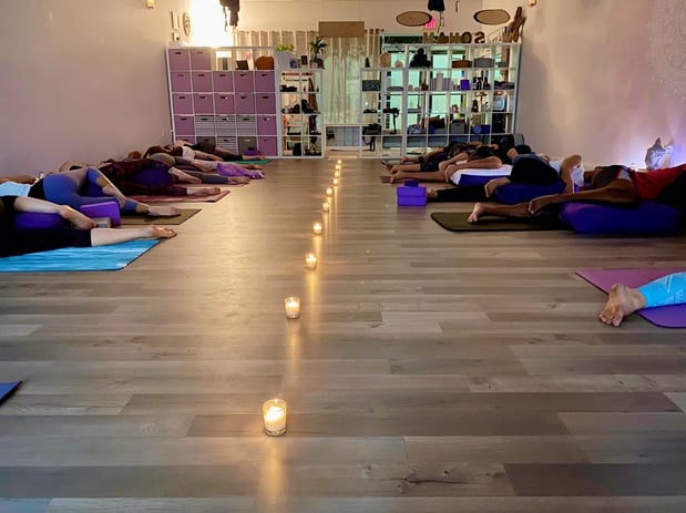 Images SOHAM YOGA