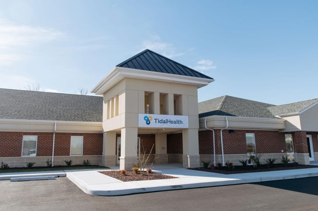 Images Carlos Chavez de Paz, MD, MPH, FACS