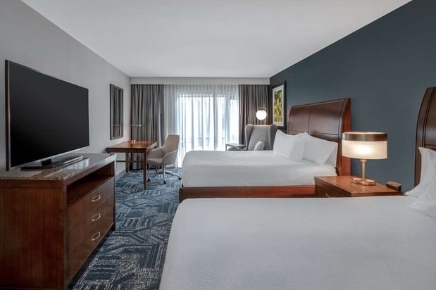 Images Hilton Garden Inn Burlington Downtown