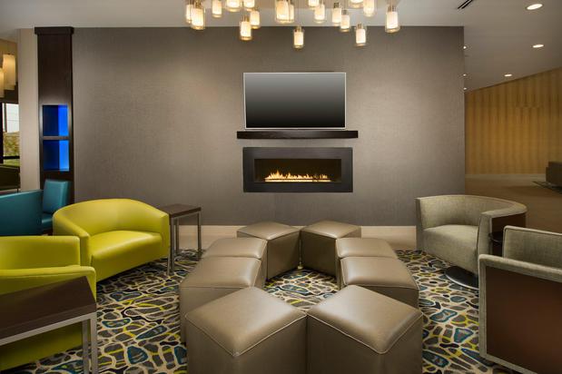 Images Holiday Inn Express & Suites Waco South by IHG