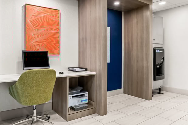 Images Holiday Inn Express & Suites Detroit-Novi by IHG