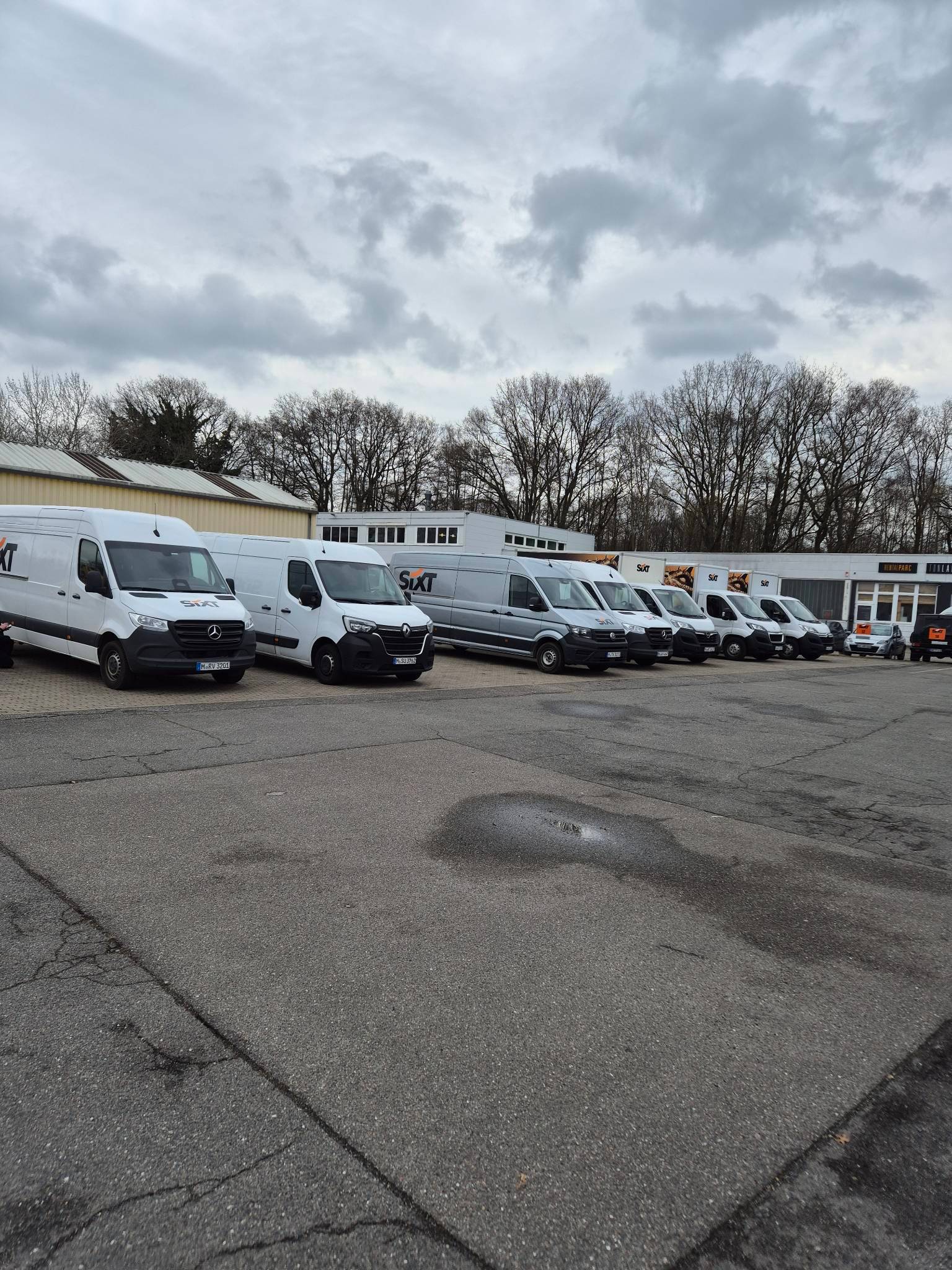 SIXT Autovermietung Hamburg Norderstedt, Gutenbergring 43 in Norderstedt bei Hamburg