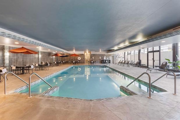 Images Best Western Plus Milwaukee West