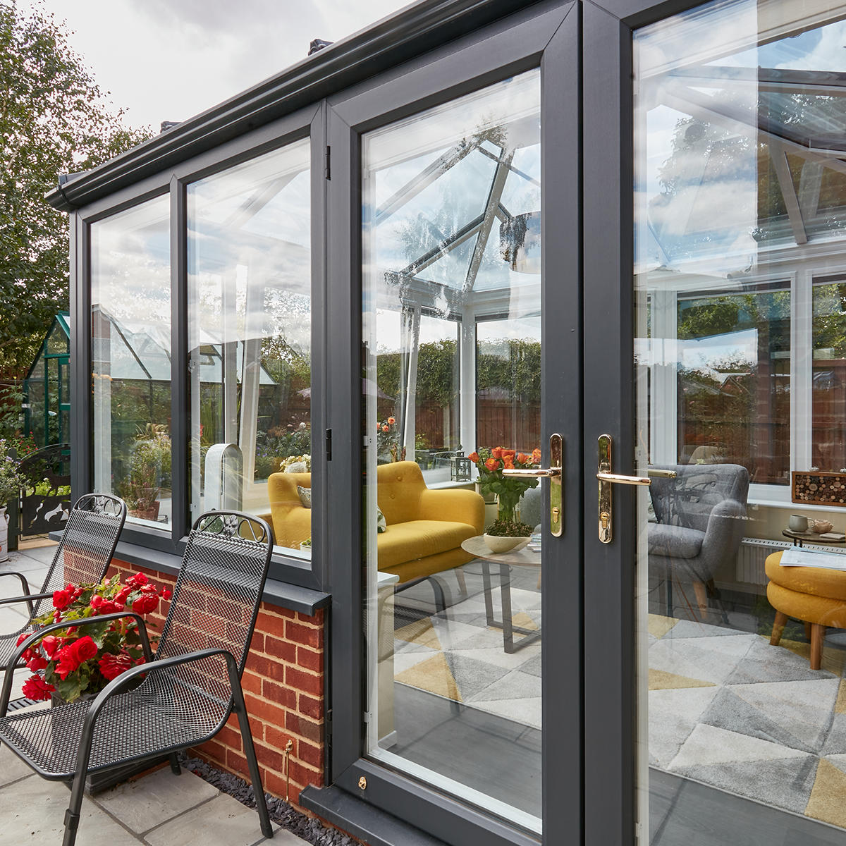 If you are looking to upgrade your existing space or add a new extension, we have a range of modern conservatory styles and colours to choose from. This includes traditional glass, polycarbonate or solid conservatory roof options.