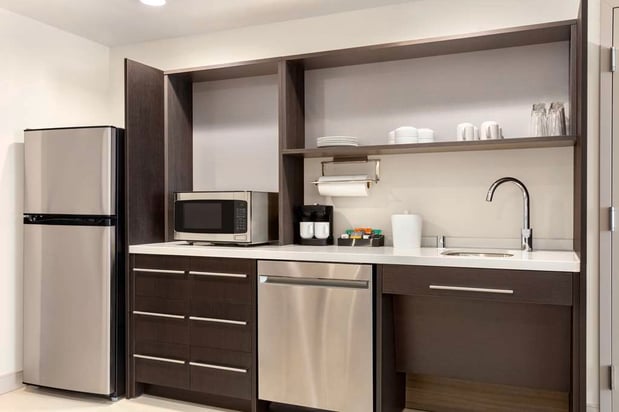 Images Home2 Suites by Hilton Milwaukee West