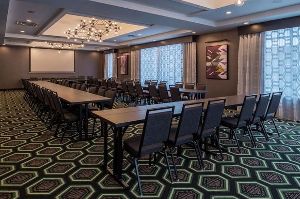 Images Hampton Inn & Suites Winston-Salem Downtown