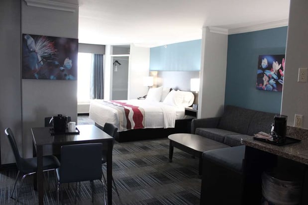 Images Best Western Medical Center North Inn & Suites Near Six Flags