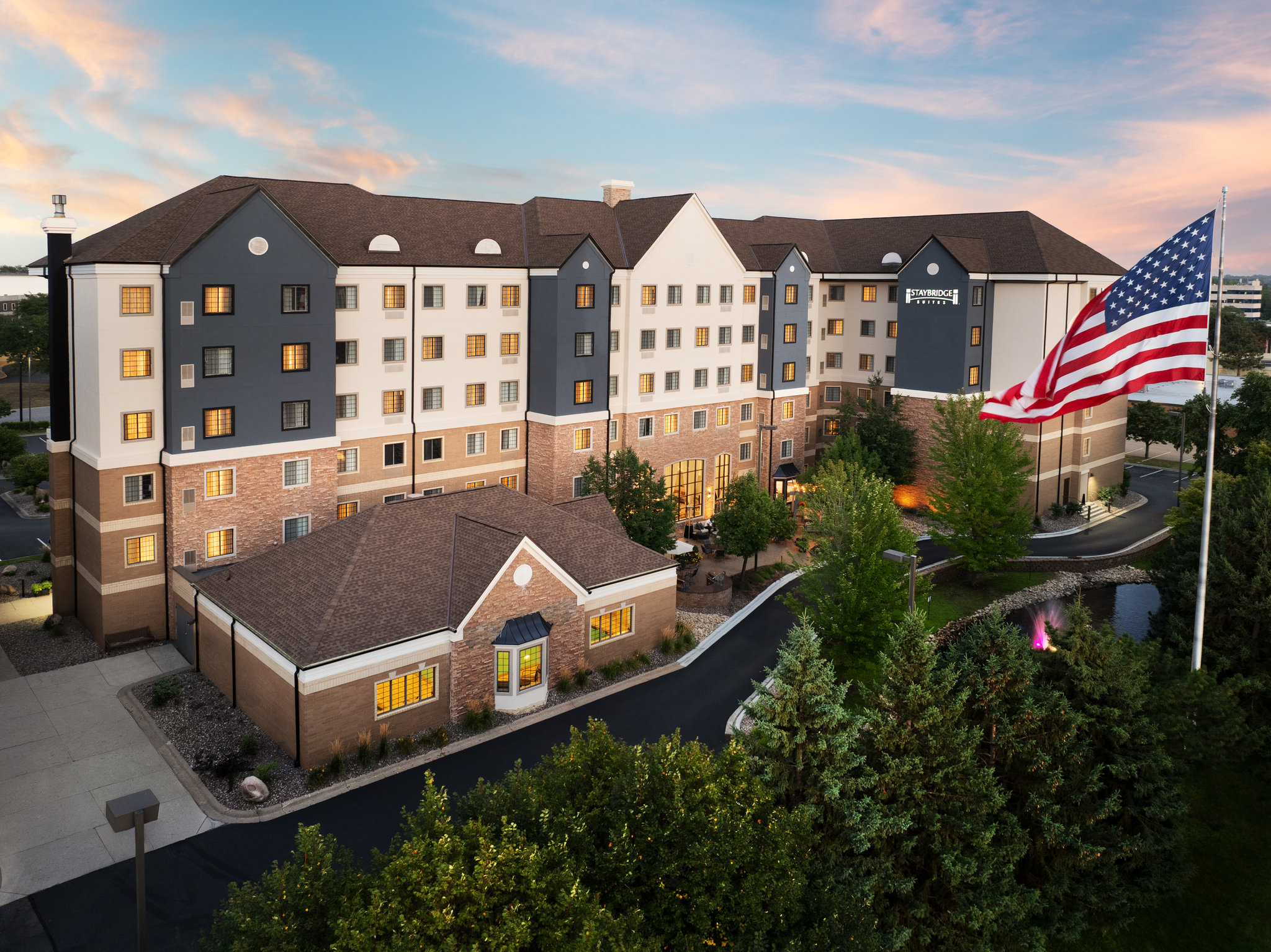 Staybridge Suites Minneapolis-Bloomington by IHG Image