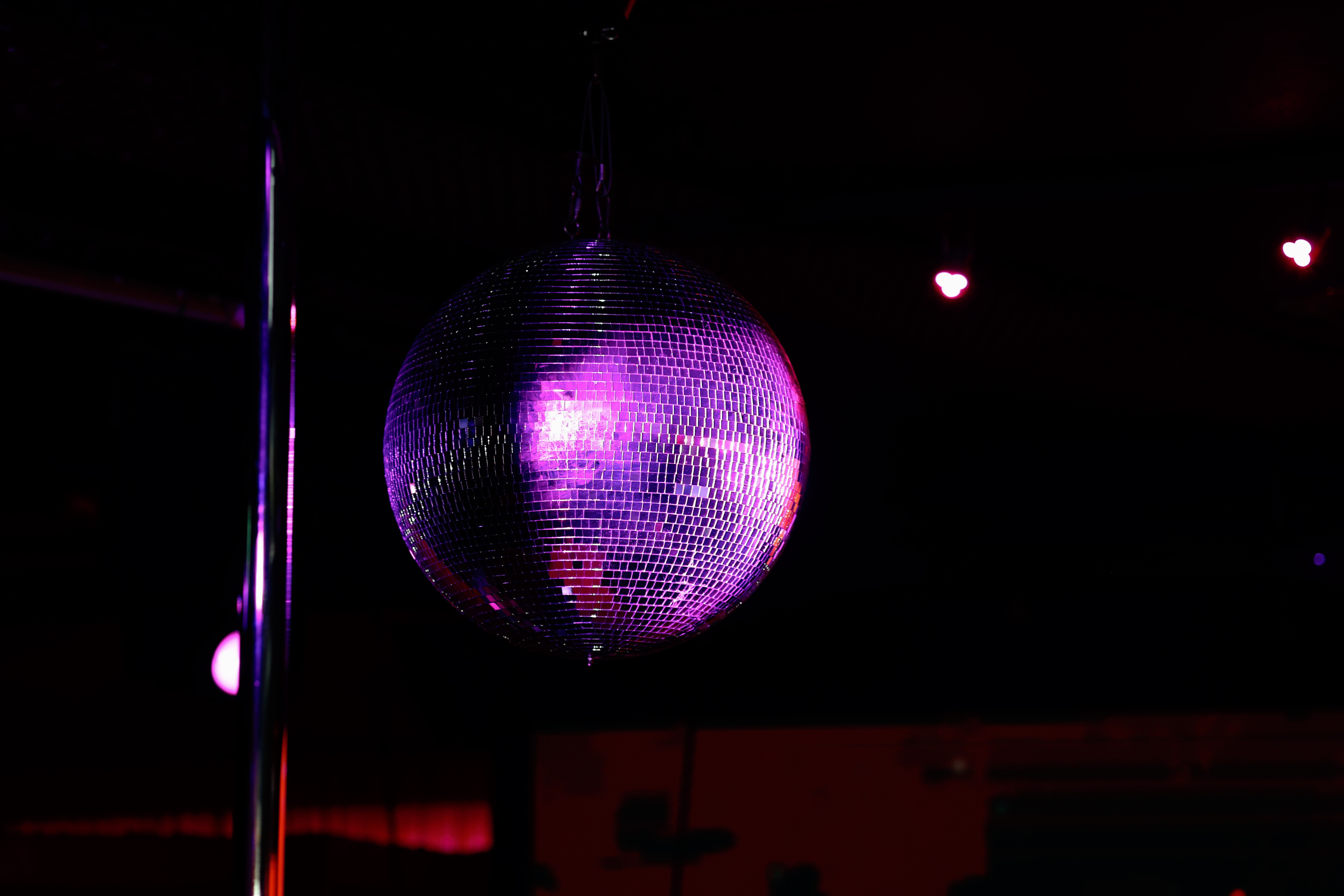 Bilder Crystal Club & Lounge | Stripclub | Tabledance | Live Shows | Nightclub