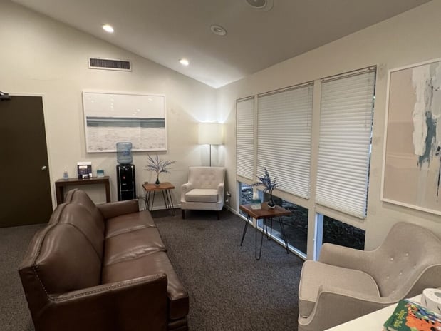 Images LifeStance Therapists & Psychiatrists Goleta