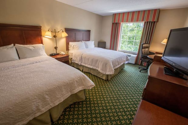 Images Hampton Inn & Suites Berkshires-Lenox
