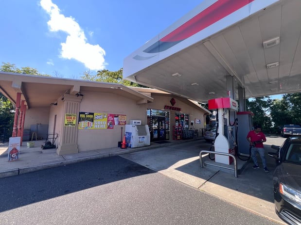 Images CoinFlip Bitcoin ATM - Robin's Convenience Store Deli & Grill (Point Pleasant)