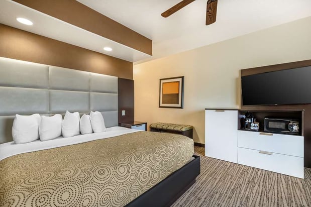 Images Best Western Plus Lackland Hotel & Suites