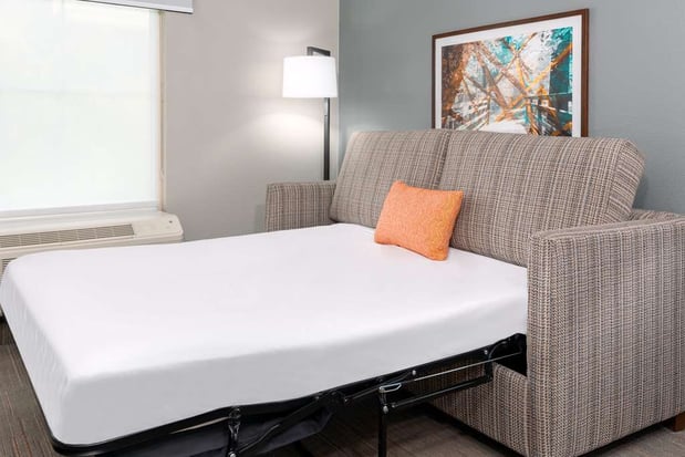 Images Hampton Inn & Suites Charlottesville-At The University
