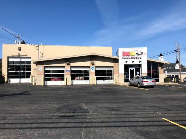 Images Rad Air Complete Car Care and Tire Center - Medina