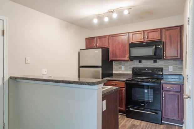 Images The Waterford Apartments Apartment Homes