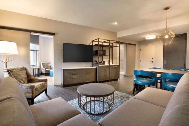 Images Embassy Suites by Hilton Minneapolis Downtown