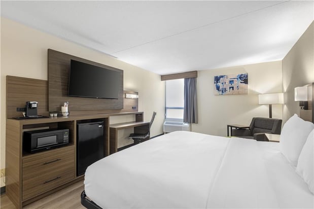 Images Best Western Plus York Hotel & Conference Center