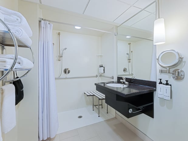 Images Crowne Plaza Suffern-Mahwah by IHG