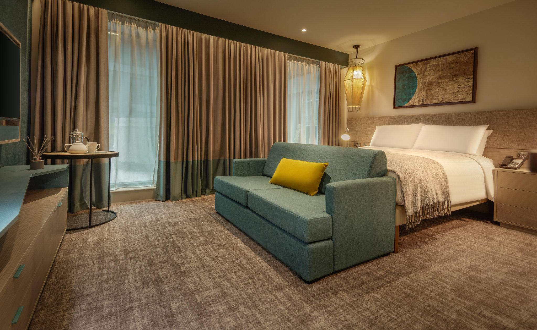 Images Staybridge Suites London - Heathrow Bath Road, an IHG Hotel