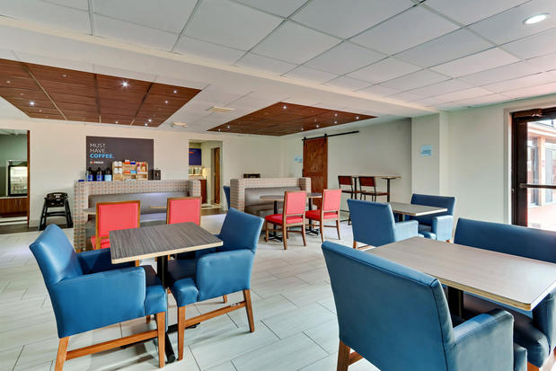 Images Holiday Inn Express & Suites Bad Axe, an IHG Hotel