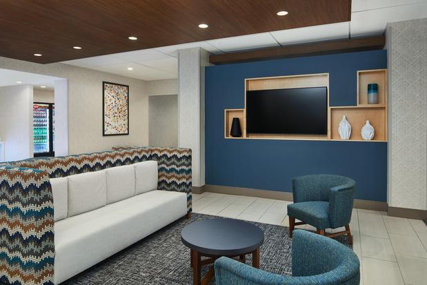 Images Holiday Inn Express Richmond - Midtown by IHG