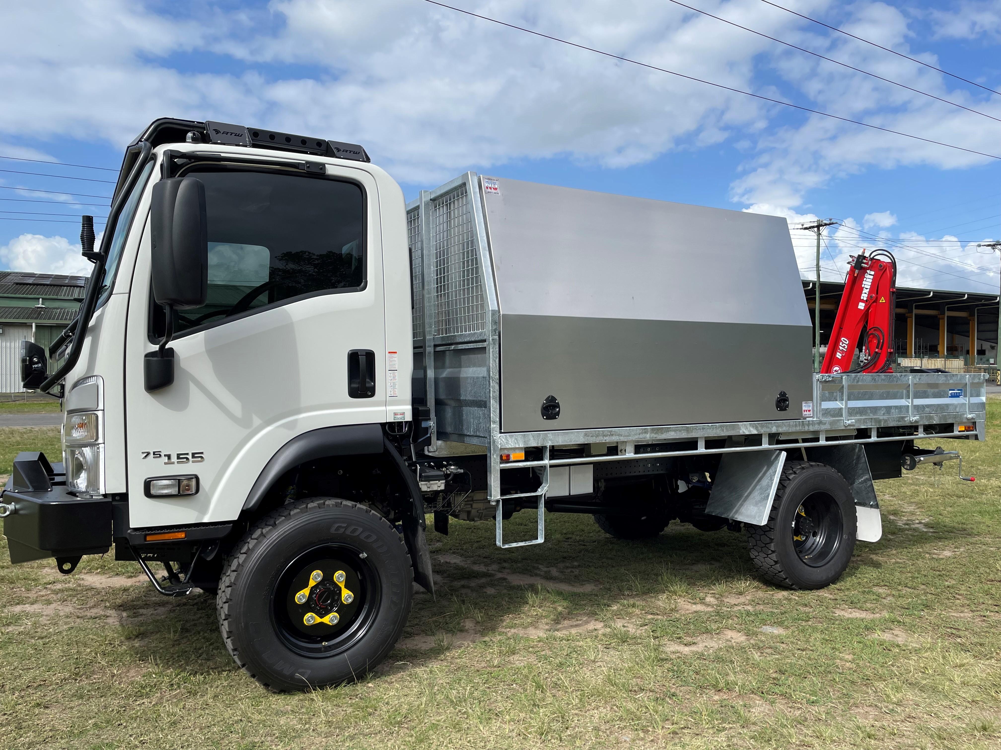Images Silverback Ute Trays & Canopies