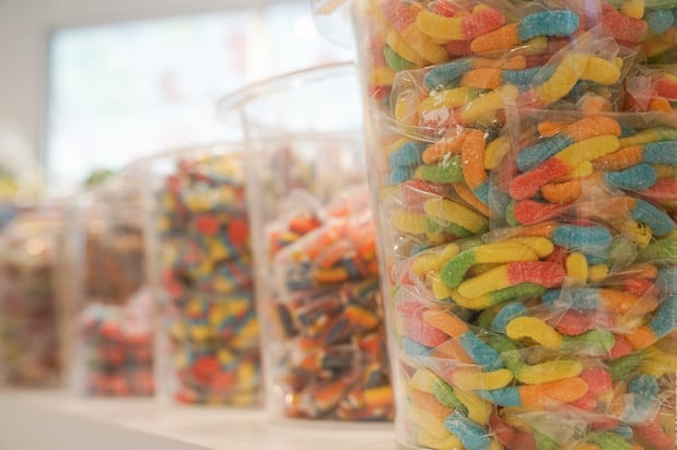 Images Sweet Tooth at OWA