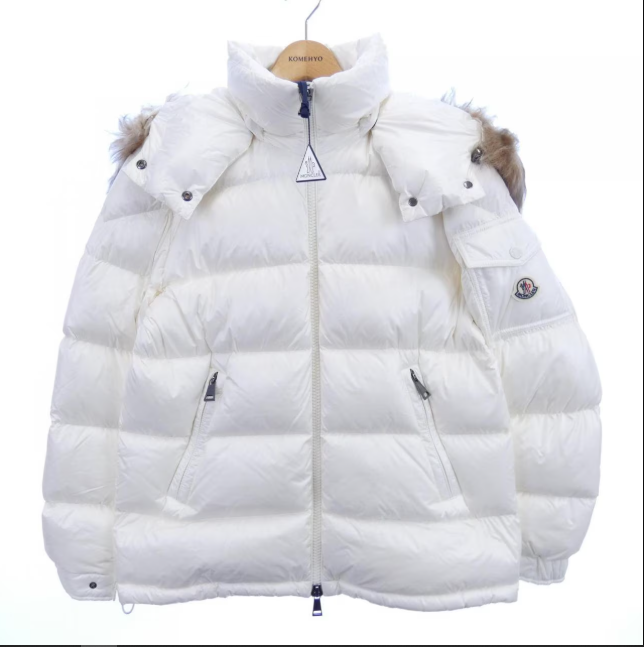 モンクレール MONCLER ダウンジャケット