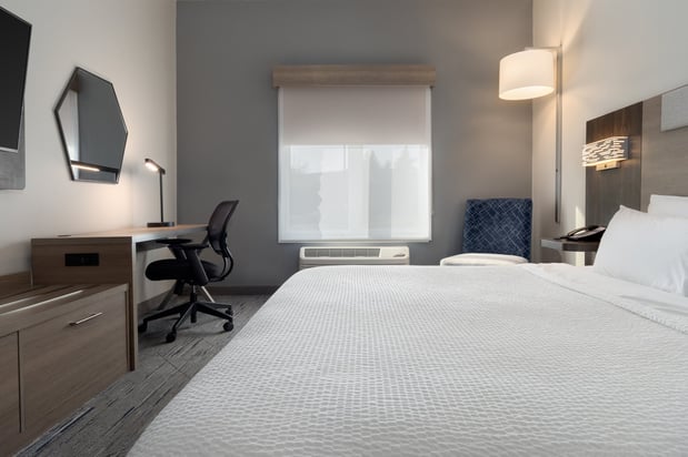 Images Holiday Inn Express & Suites Saginaw by IHG