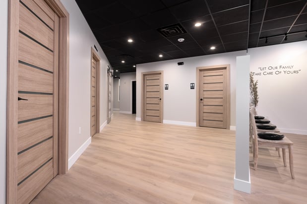 Images 100% Chiropractic - Gainesville FL