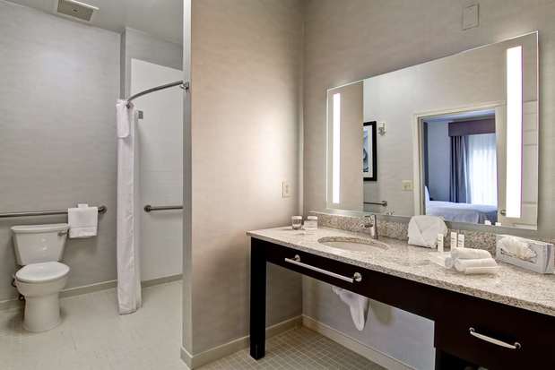Images Homewood Suites by Hilton Newark-Cranford