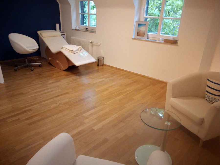 Sonja Lang, Alfredstr. 322 in Essen