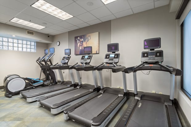 Images Crowne Plaza Executive Center Baton Rouge by IHG
