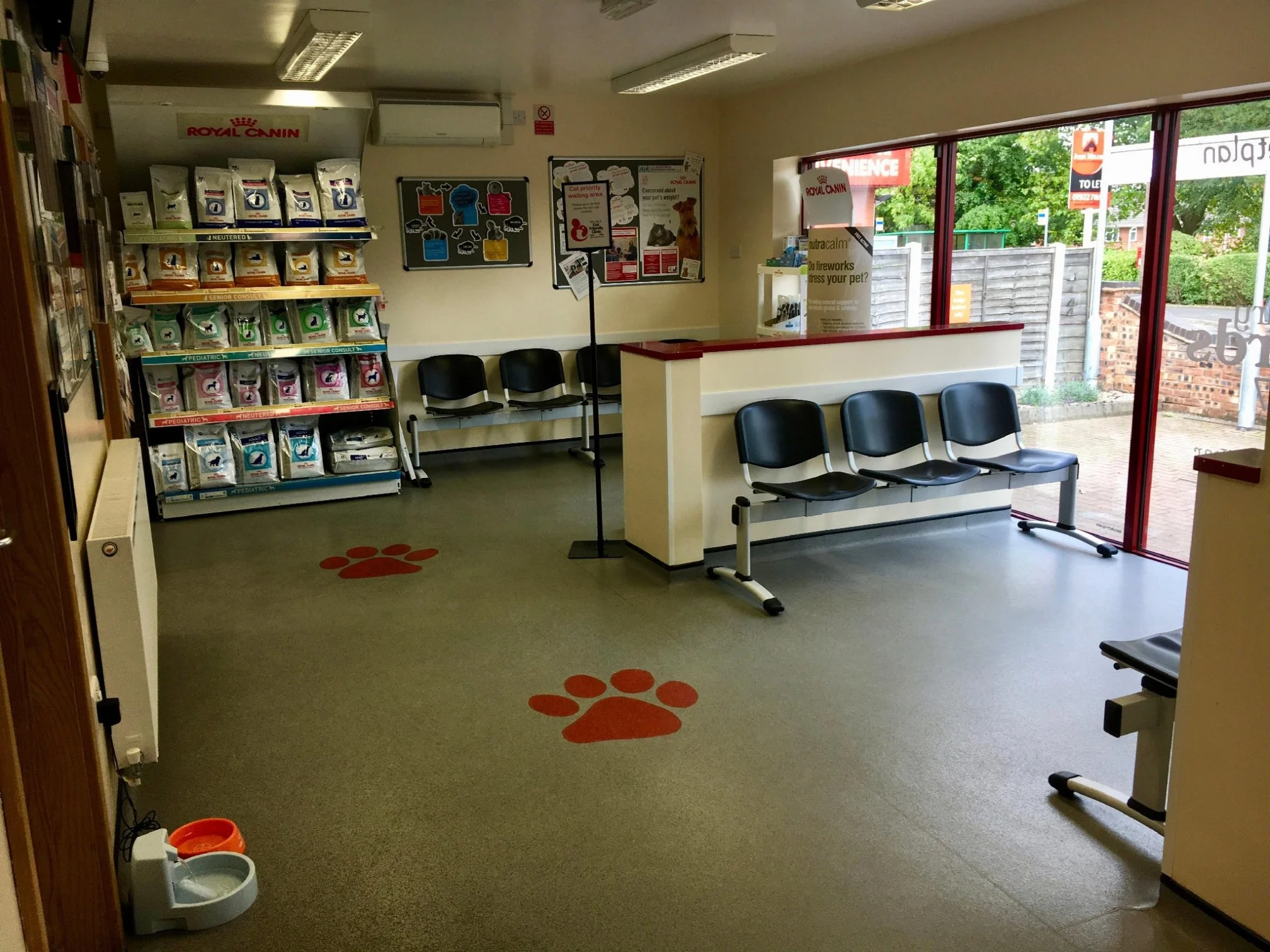 Images 387 Veterinary Centre