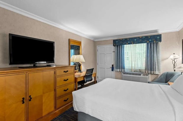 Images Best Western University Lodge