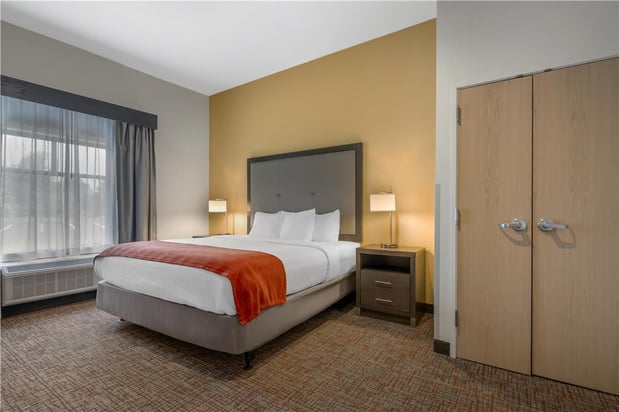 Images Best Western Plus Elizabethtown Inn & Suites