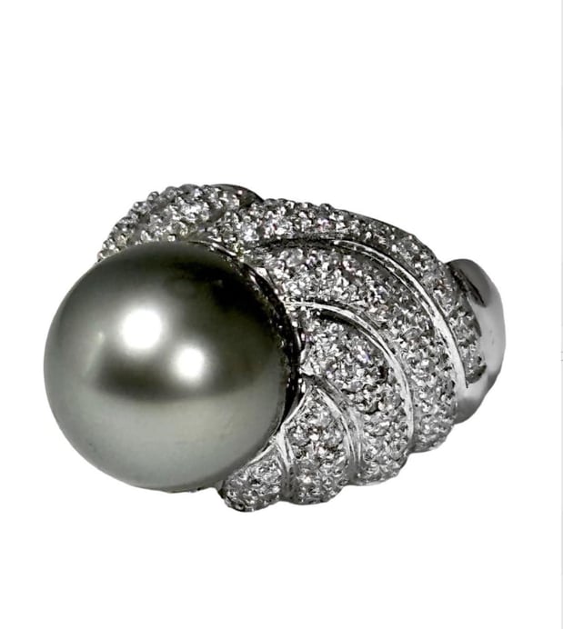 Images Benchmark Estate Jewelers of Palm Beach