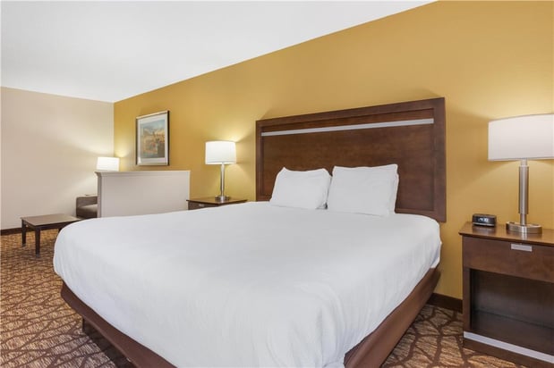 Images Best Western Plus Belle Meade Inn & Suites