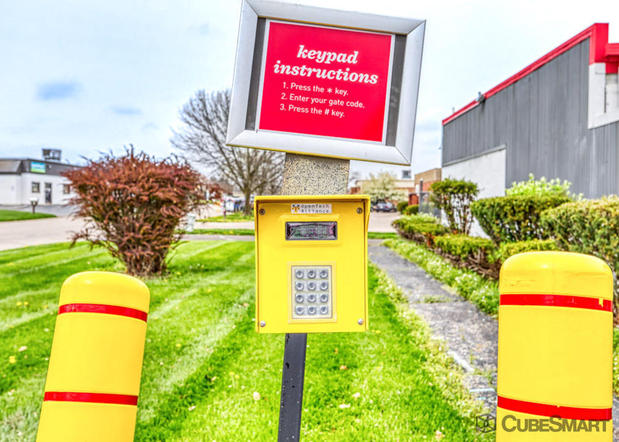 Images CubeSmart Self Storage