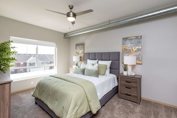 Images Lake Shore Apartments