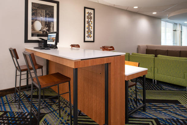 Images Holiday Inn Express Towson Baltimore N by IHG