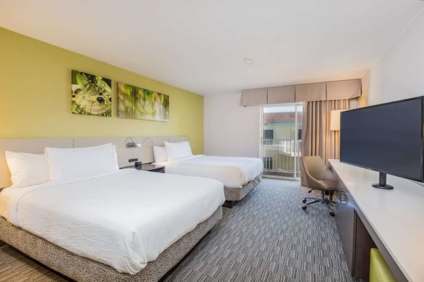 Images Hilton Garden Inn Orange Beach Beachfront