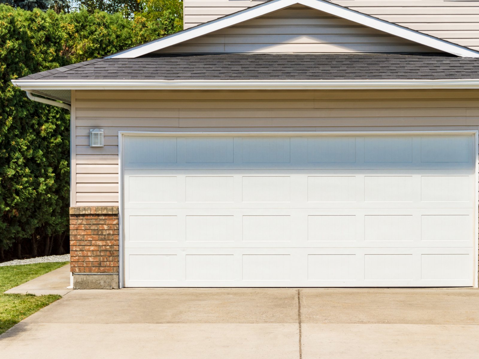 BOB GARAGE DOOR